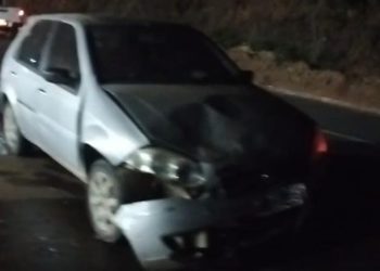 Vídeo registra momento exato de acidente envolvendo três carros em Colatina; duas pessoas ficaram feridas