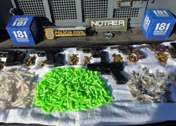 Dupla é presa por envolvimento em ataques a ônibus e tiroteios na Serra