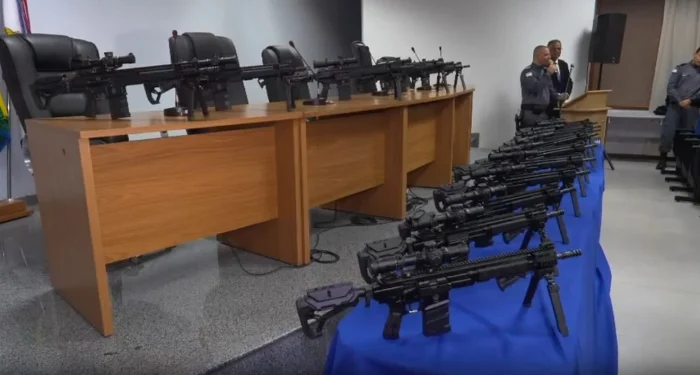 Primeiro lote de armas compradas de Israel chega ao Espírito Santo