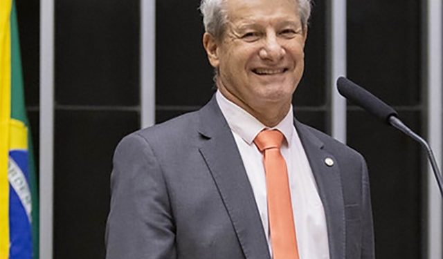 Reviravolta em Colatina: Paulo Foletto anuncia que não disputará reeleição em 2026