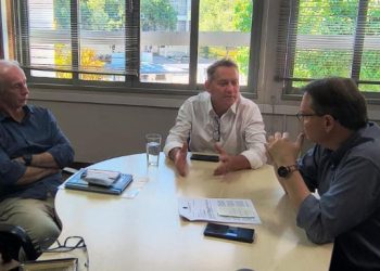 Prefeito de Nova Venécia discute municipalização de trecho da BR-342 em reunião no DNIT