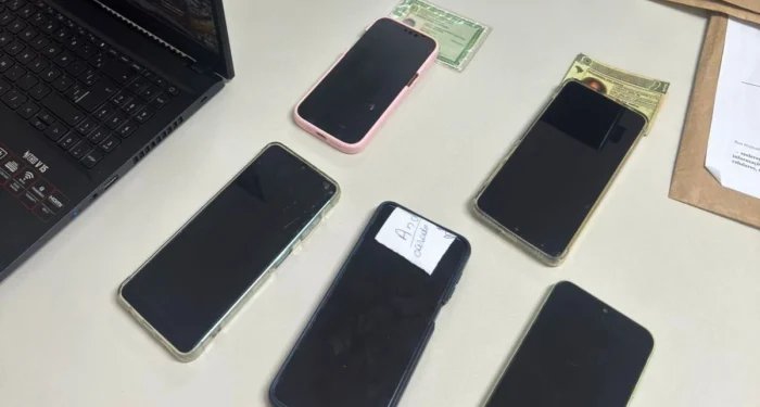 Casal é preso suspeito de aplicar golpes em CACs com falso site de venda de armas na Serra