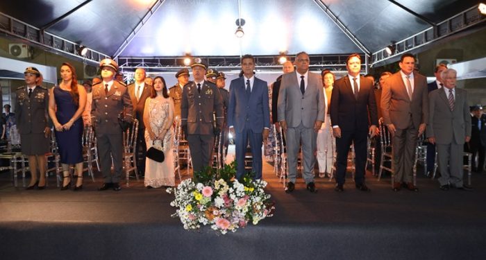Ricardo Ferraço participa de passagem de comando da PMES e destaca protagonismo feminino na corporação