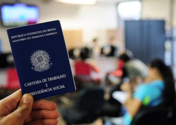 Vila Velha lidera geração de empregos no Espírito Santo com saldo positivo em fevereiro