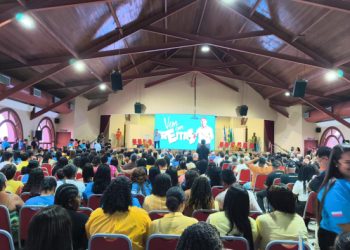 Freitas apresenta balanço de gestão no DER-ES e destaca 250 obras em todo o Estado